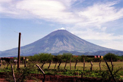 A006.jpg (37939 bytes)