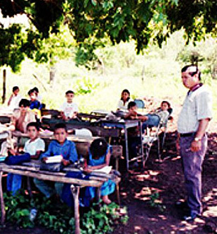 A018.jpg (45473 bytes)