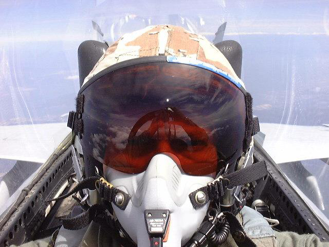 f18.jpg (162729 bytes)
