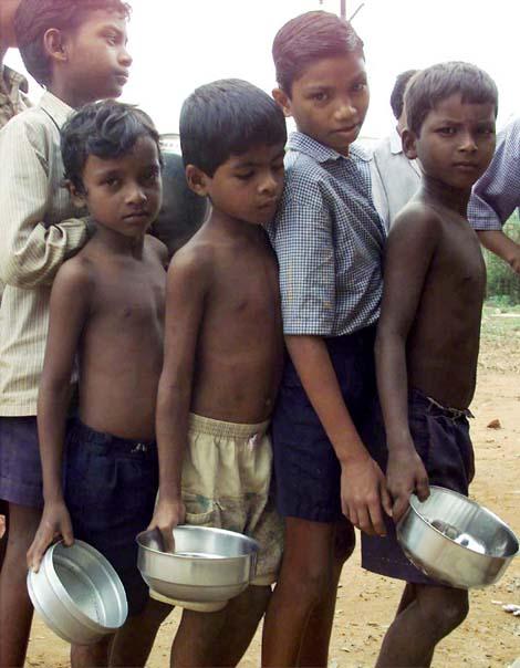 pq eles precisam passar por isso?