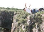 Clique aqui e confira a mat�ria sobre o Recorde Brasileiro de Bungee Jump! foto: Tavares
